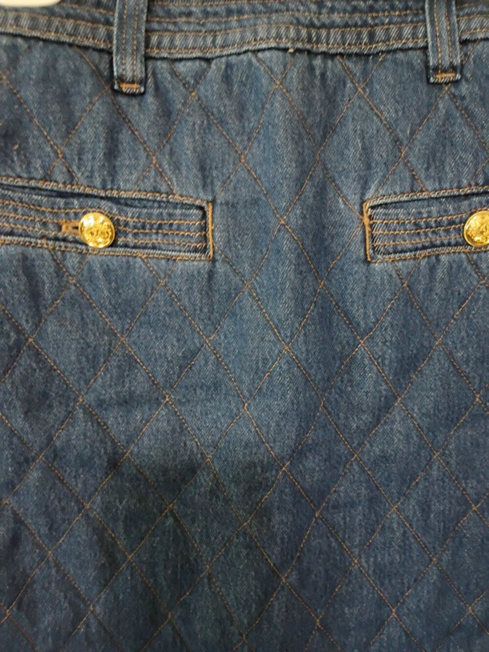 ANN TAYLOR Quilted Blue Denim Mini Skirt Gold Buttons 2 $89 - Picture 4 of 7